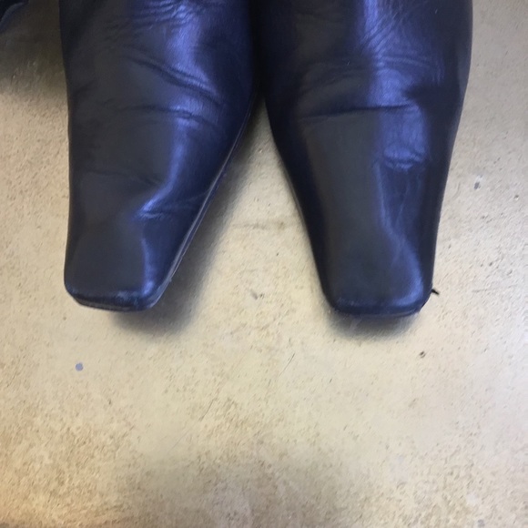 Boots - Picture 6 of 7